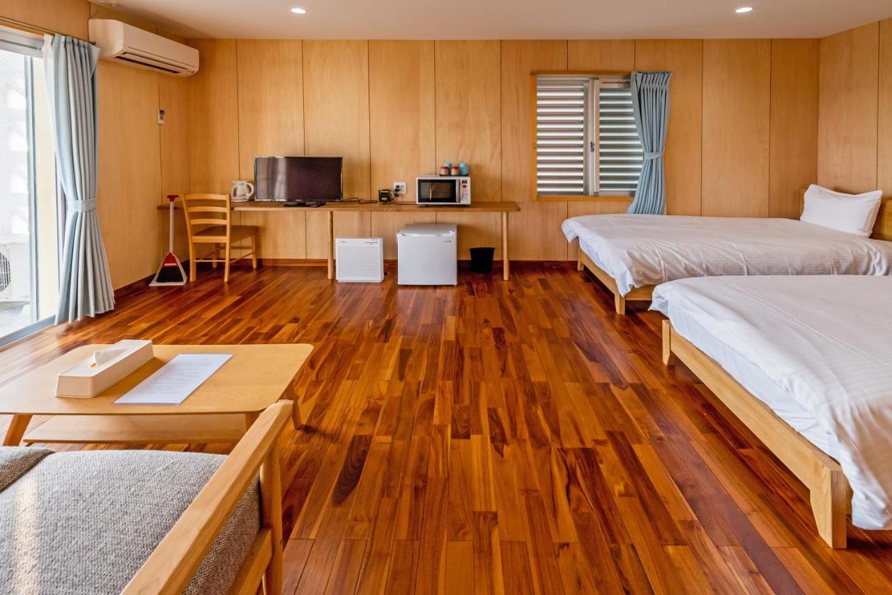 Miyakojima  Guest House Kawamitsu מראה חיצוני תמונה