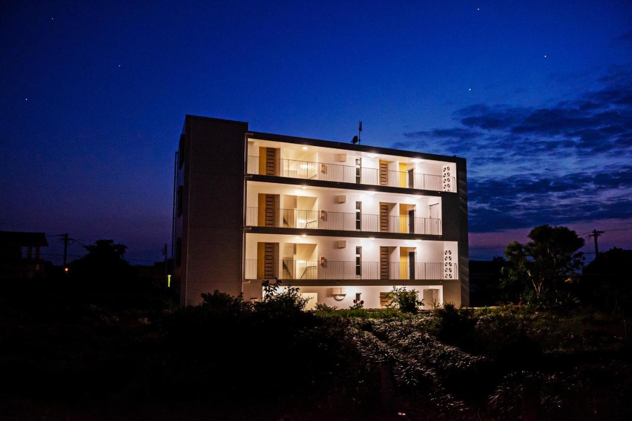Miyakojima  Guest House Kawamitsu מראה חיצוני תמונה